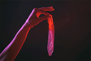 دلایل پاره شدن کاندوم