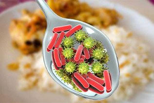 درمان خانگی و فوری مسمومیت غذایی