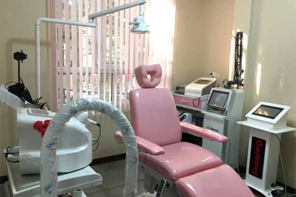 کلنیک پوست مو دکتر سارا کریمی